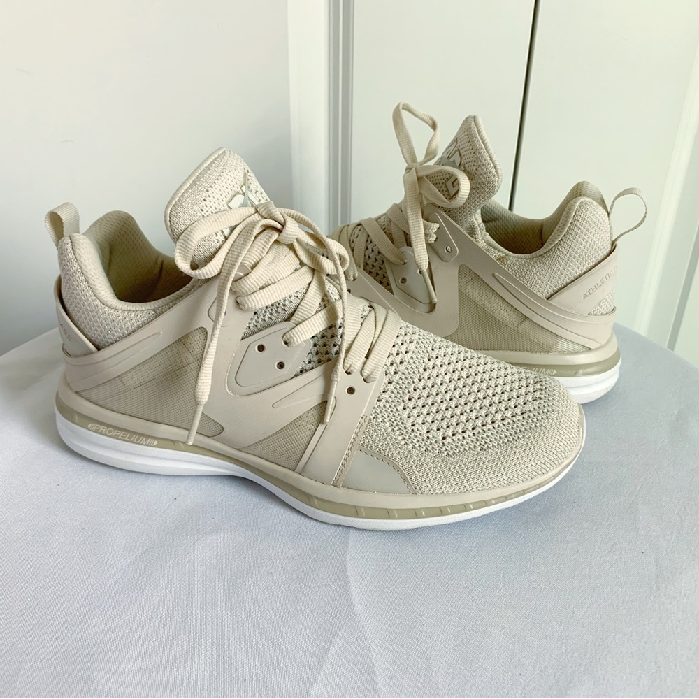 APL Lululemon Ascend TechLoom Shoes Size 9.5
